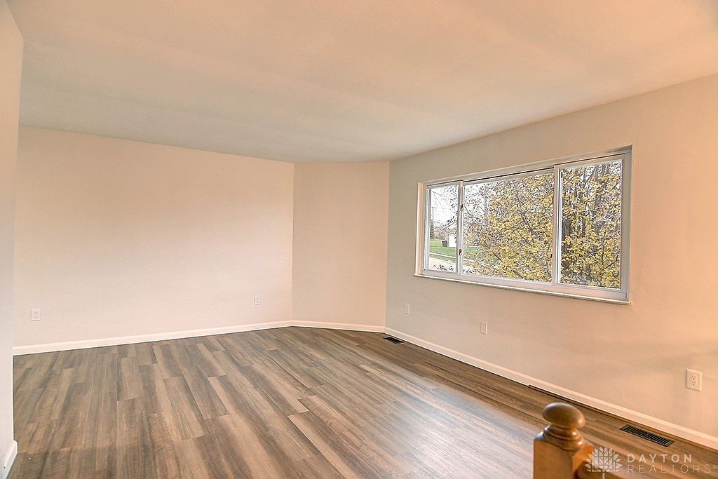 1633 Phyllis Ave Miamisburg, OH 45342 - Thumbnail 5