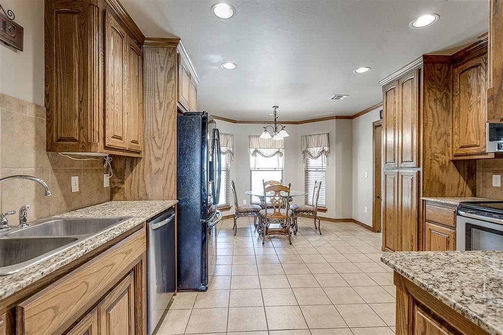 2401 County Road 1196 Tuttle, OK 73089 - Thumbnail 5