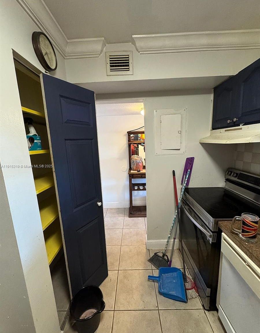 10431 N Kendall Dr APT D204 Miami, FL 33176 - Thumbnail 5