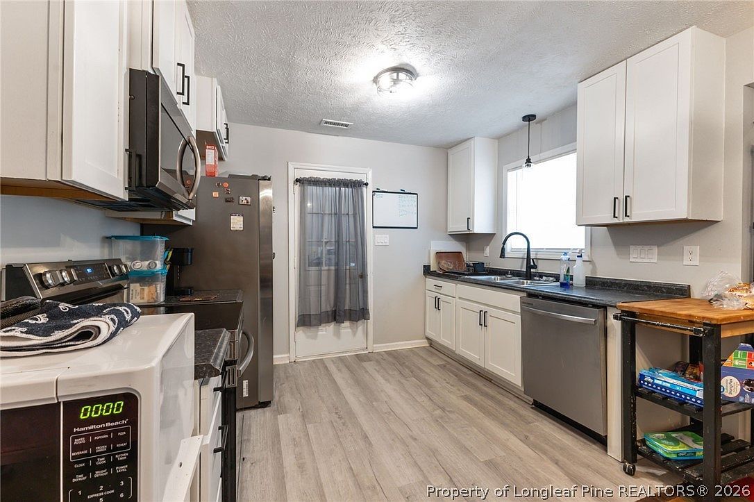 1908 Green Cir Fayetteville, NC 28304 - Thumbnail 5