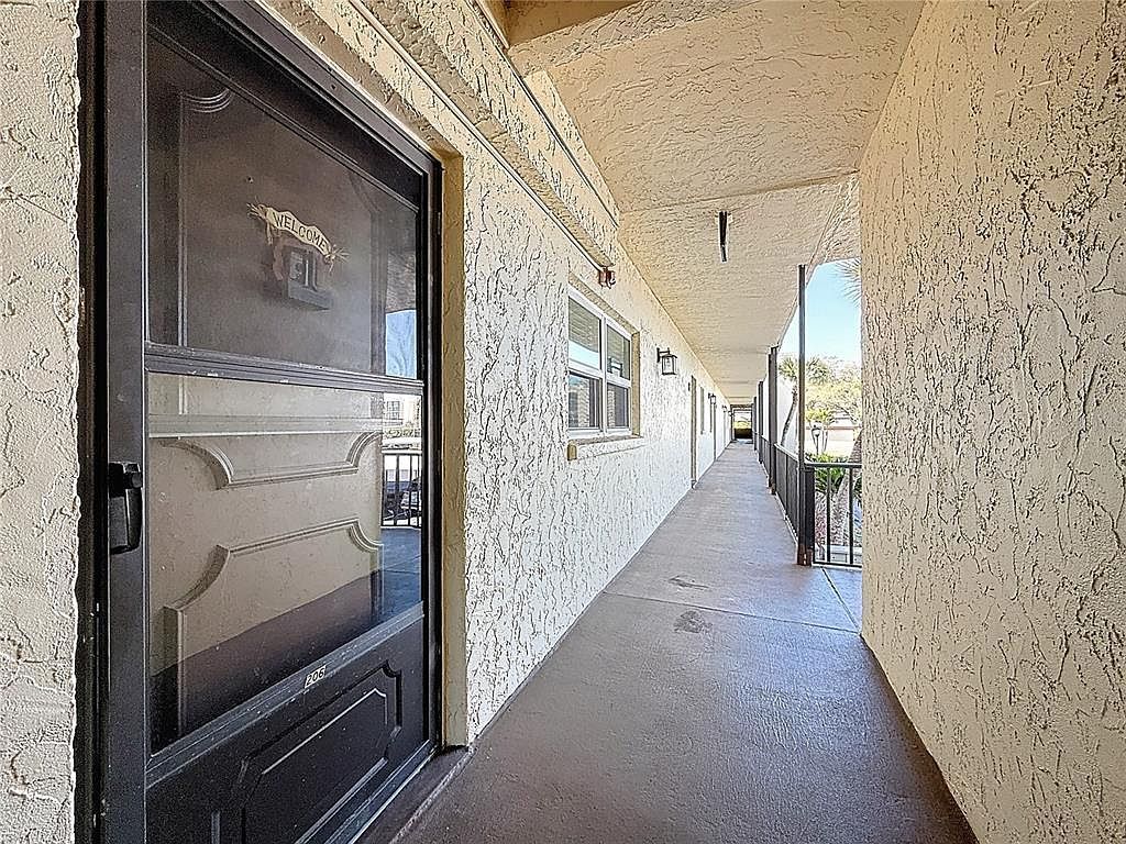 11485 Oakhurst Rd #206 Largo, FL 33774 - Thumbnail 5