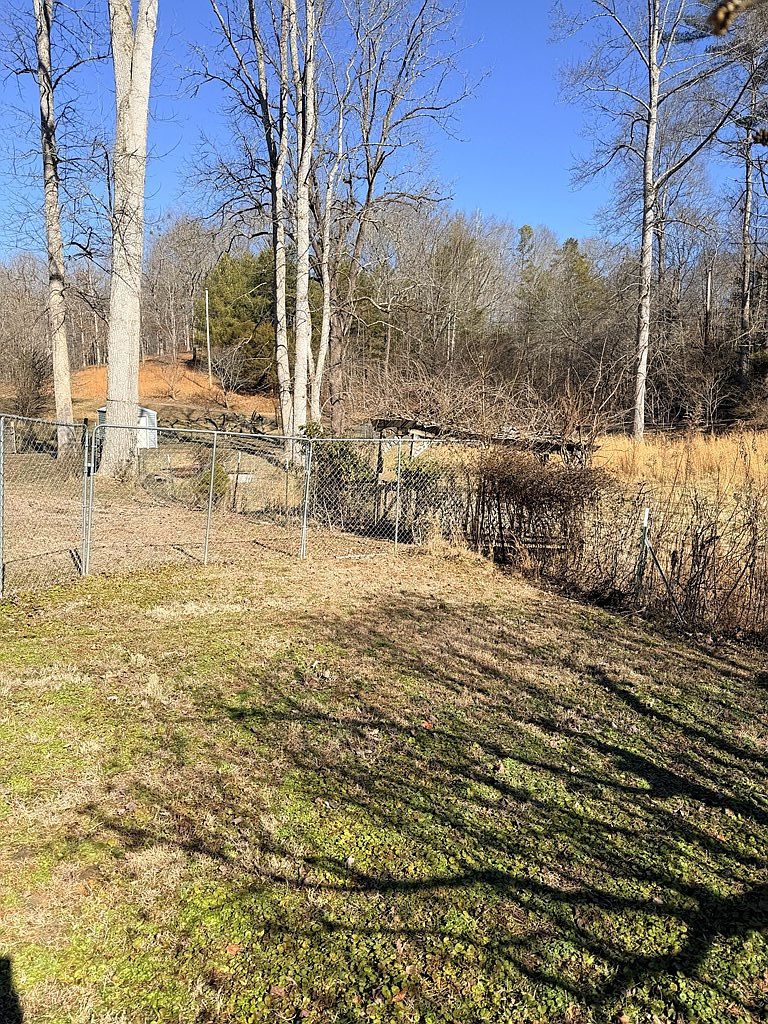 133 Tj Ln Murphy, NC 28906 - Thumbnail 5