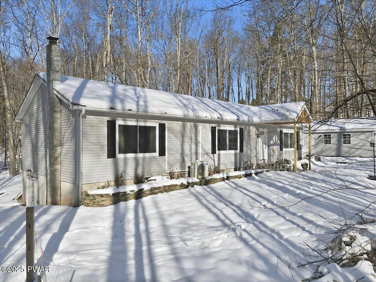 374 Fork Mountain Rd Equinunk, PA 18417 - Thumbnail 5