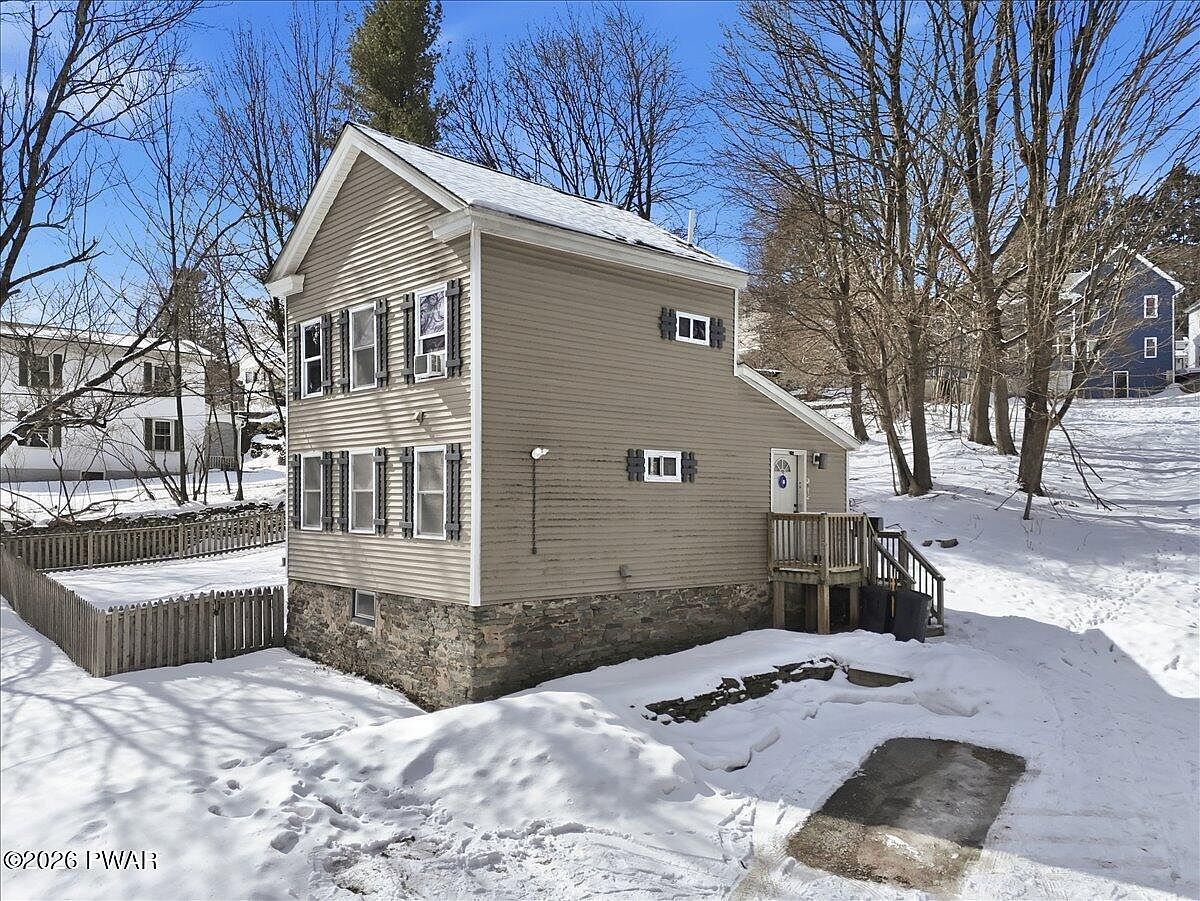 220 Terrace St Honesdale, PA 18431 - Thumbnail 5