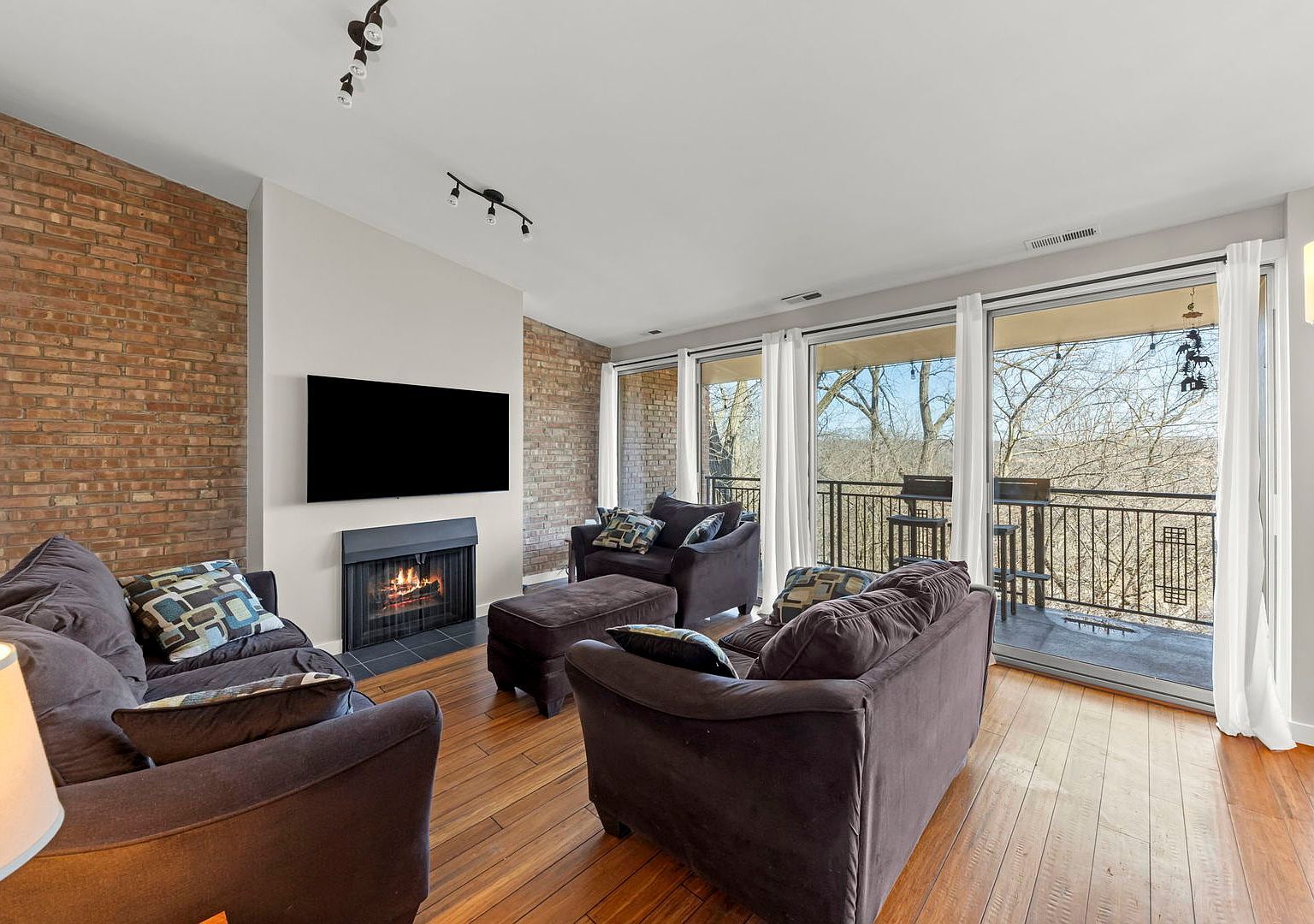 6010 Forest View Rd APT 3A Lisle, IL 60532 - Thumbnail 5