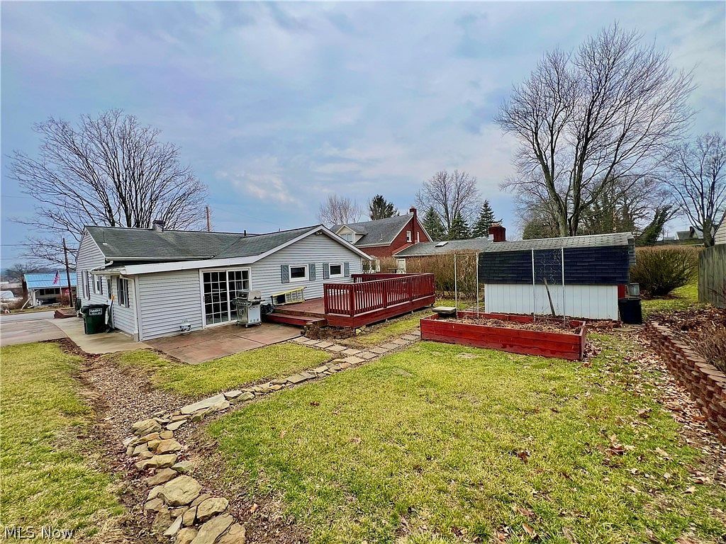 325 McKinley Ave NW Carrollton, OH 44615 - Thumbnail 5