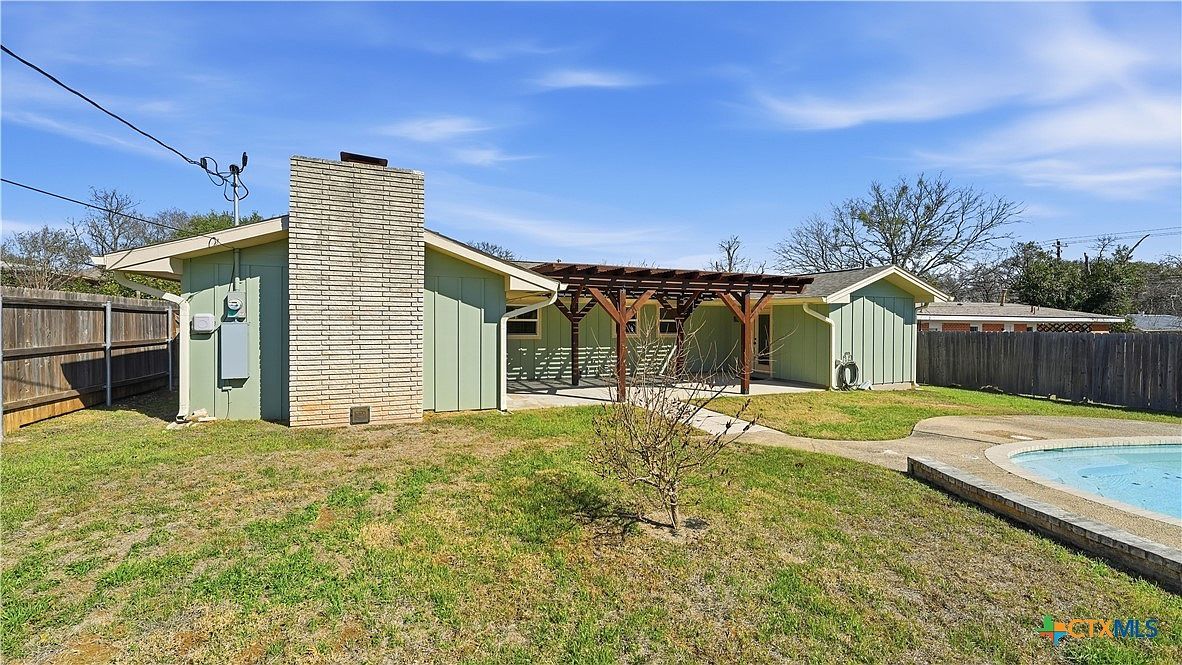 1409 Highland Dr San Marcos, TX 78666 - Thumbnail 5