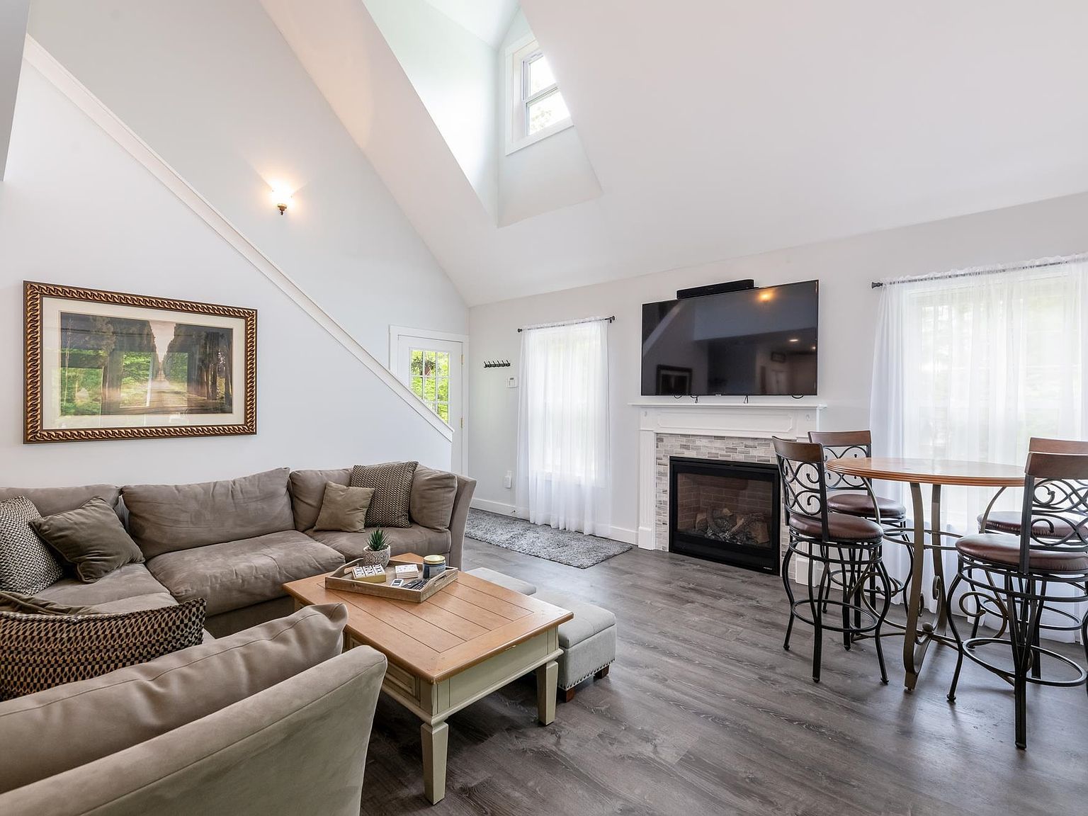 93 White Birch Dr Gilford, NH 03249 - Thumbnail 5