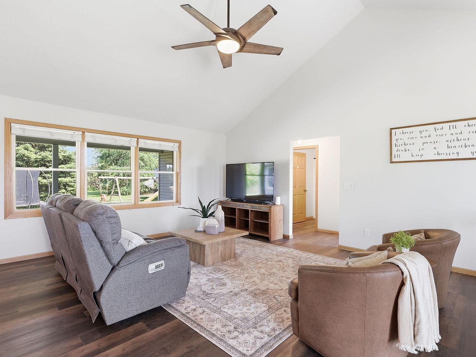 545 Kreuziger Rd Roberts, WI 54023 - Thumbnail 5