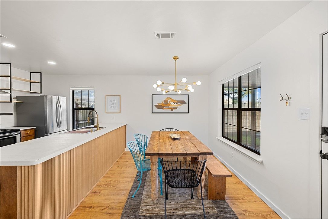 514 Corregidor Dr College Station, TX 77840 - Thumbnail 5