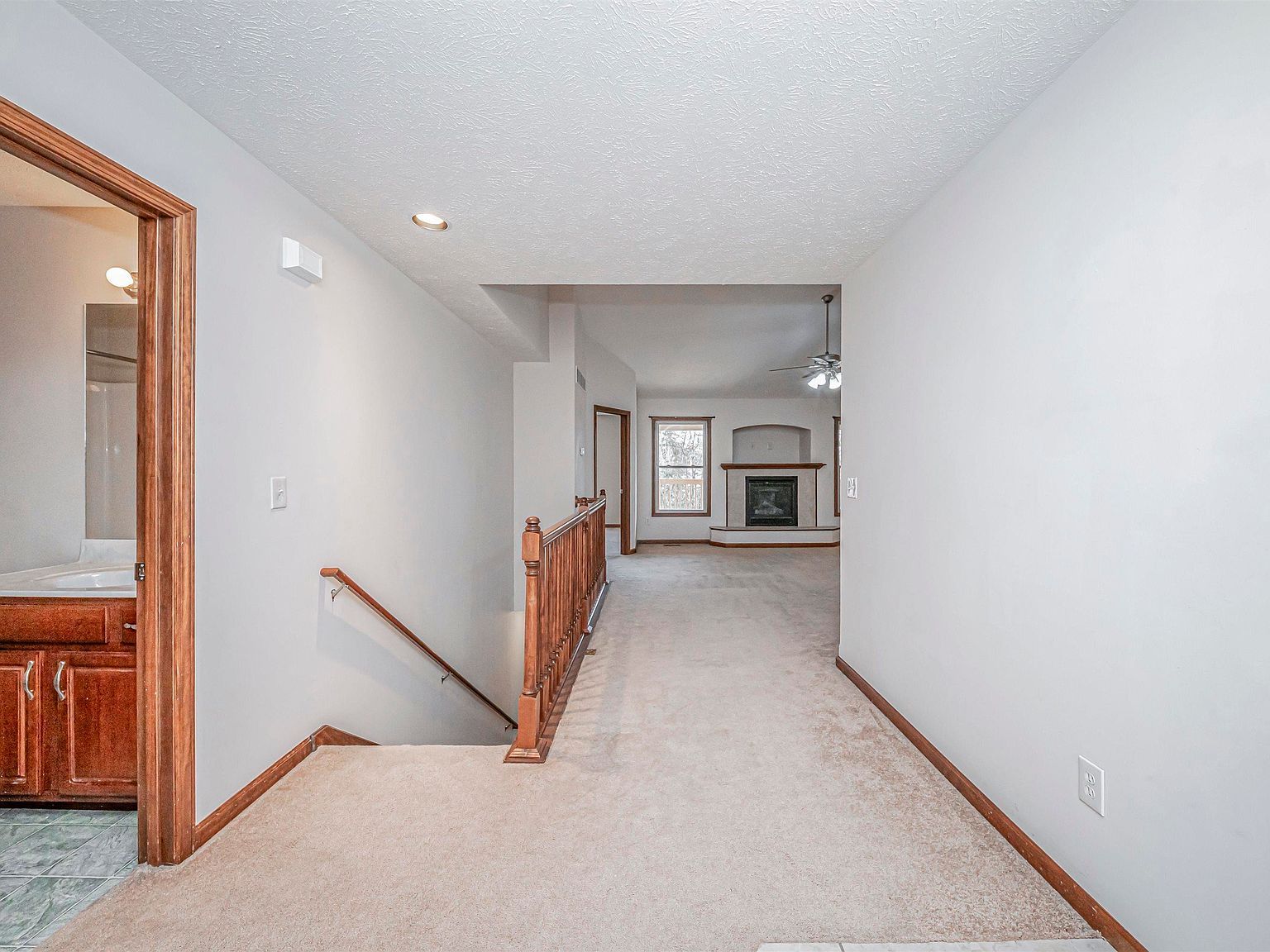 313 Caroline Ct Junction City, KS 66441 - Thumbnail 5