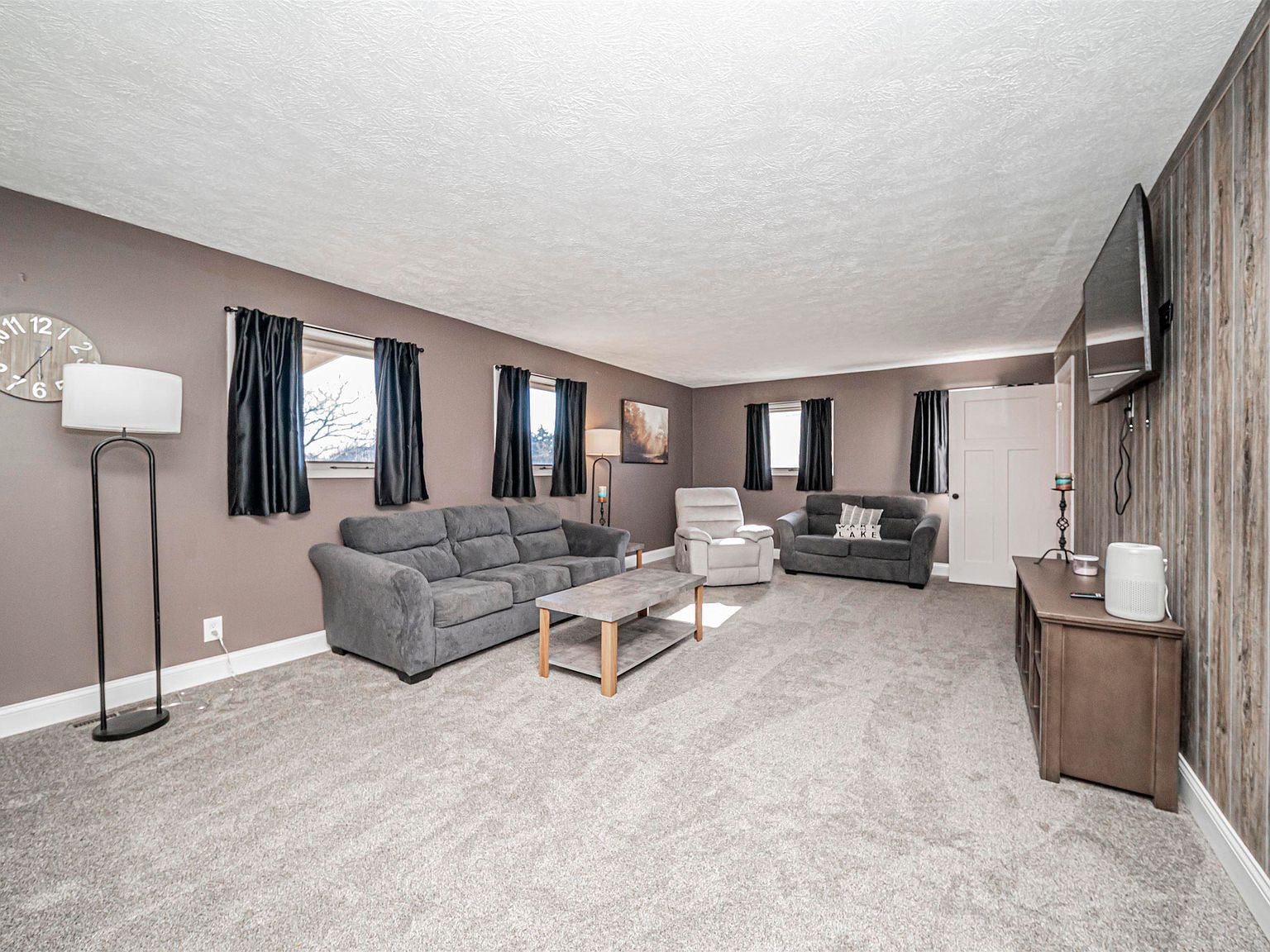 3416 Tree Ln Junction City, KS 66441 - Thumbnail 5