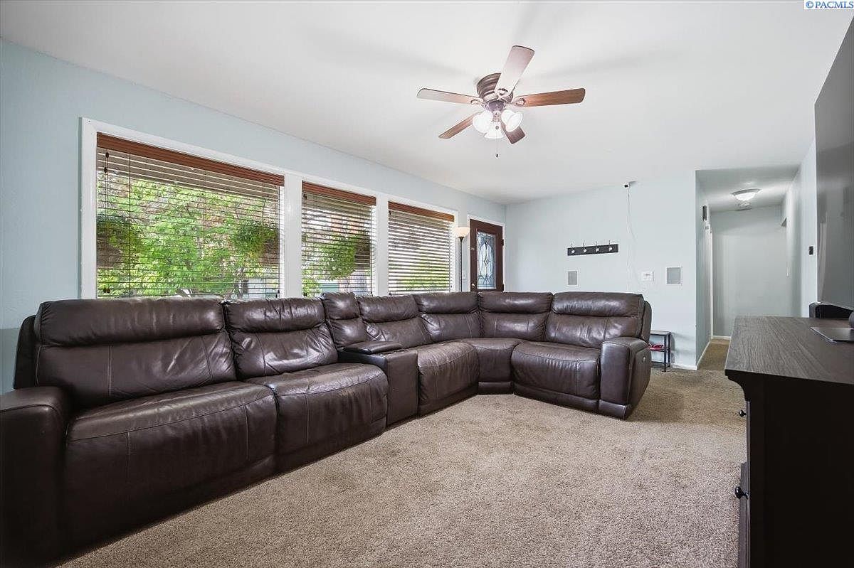 504 Blue St Richland, WA 99354 - Thumbnail 5