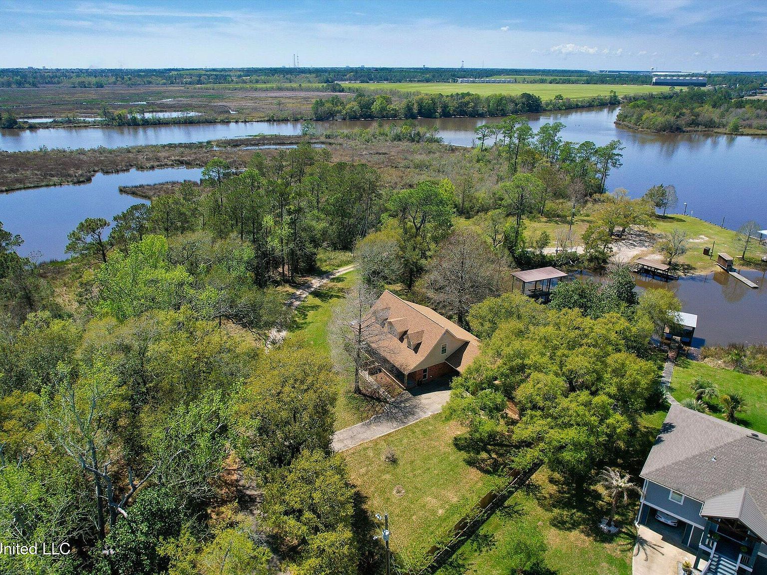 10242 Webb Ln Biloxi, MS 39532 - Thumbnail 5