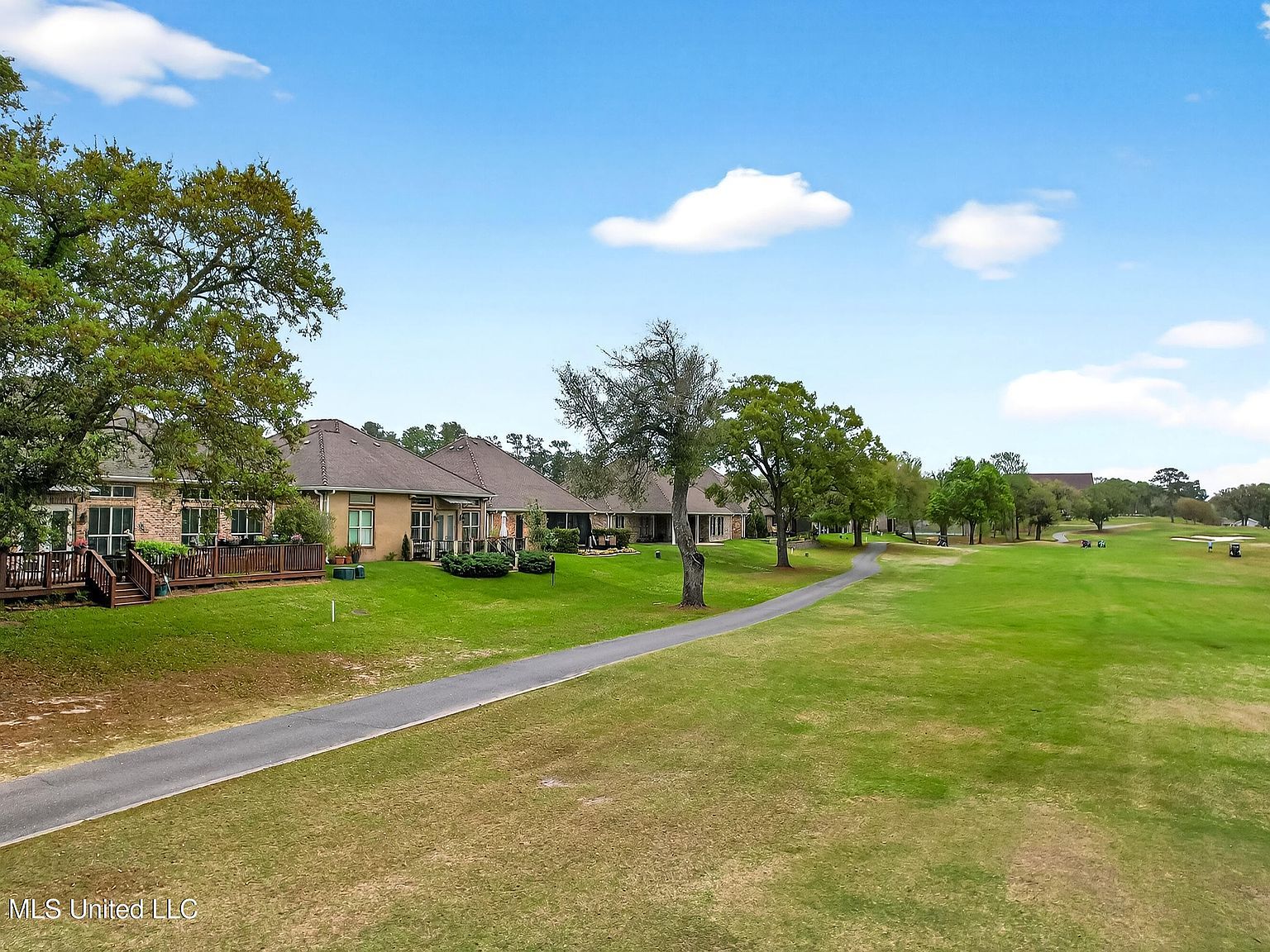 210 Fairway Dr Pass Christian, MS 39571 - Thumbnail 5