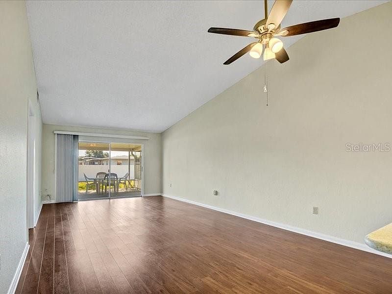 1585 Oakview Cir SE Winter Haven, FL 33880 - Thumbnail 5