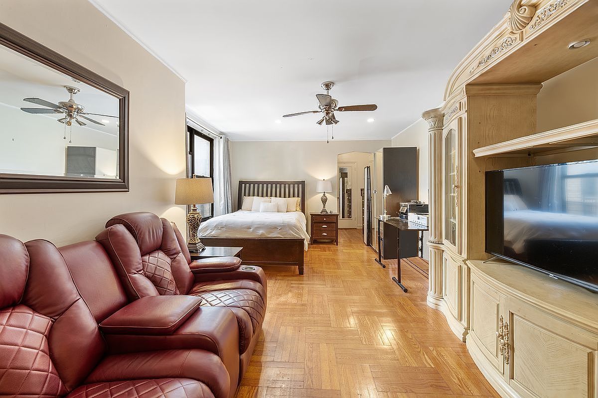 860 Grand Concourse APT 4J Bronx, NY 10451 - Thumbnail 5