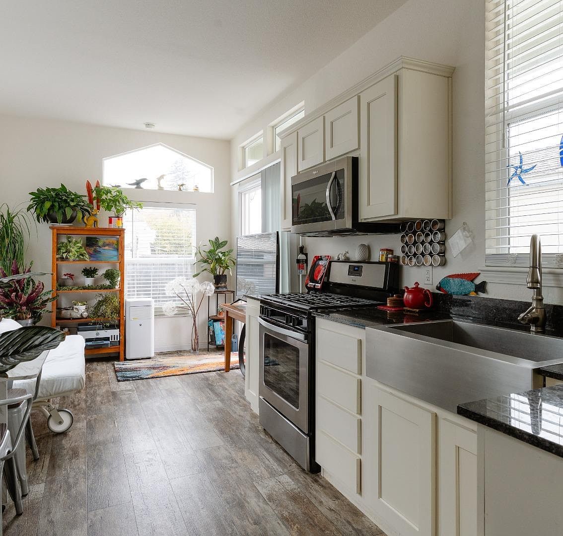 2120 N Pacific Ave Spc 25 Santa Cruz, CA 95060 - Thumbnail 5