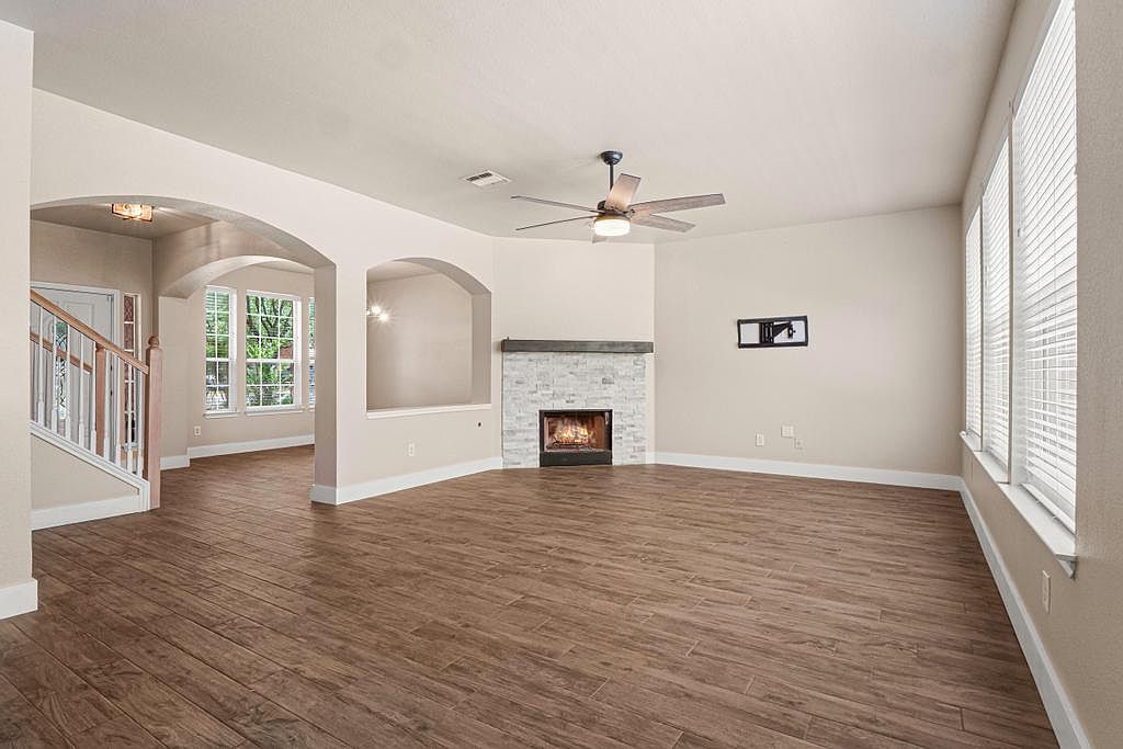 8613 Glen Canyon Dr Round Rock, TX 78681 - Thumbnail 5