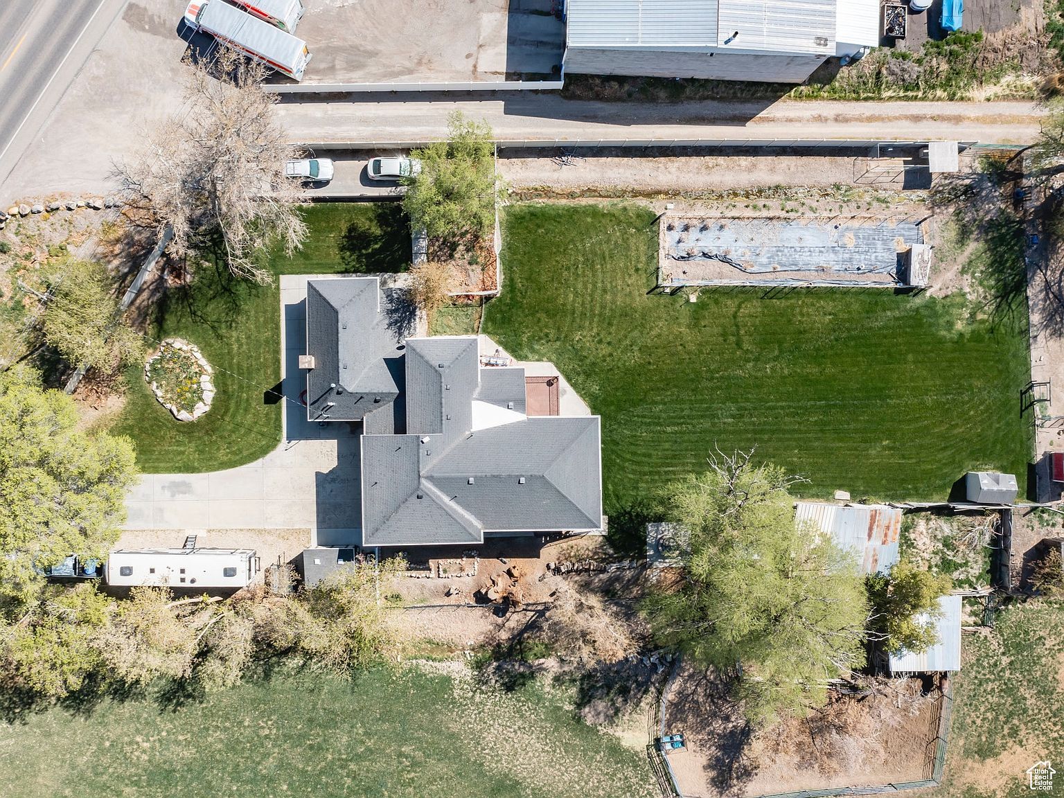 2490 S State St Springville, UT 84663 - Thumbnail 5