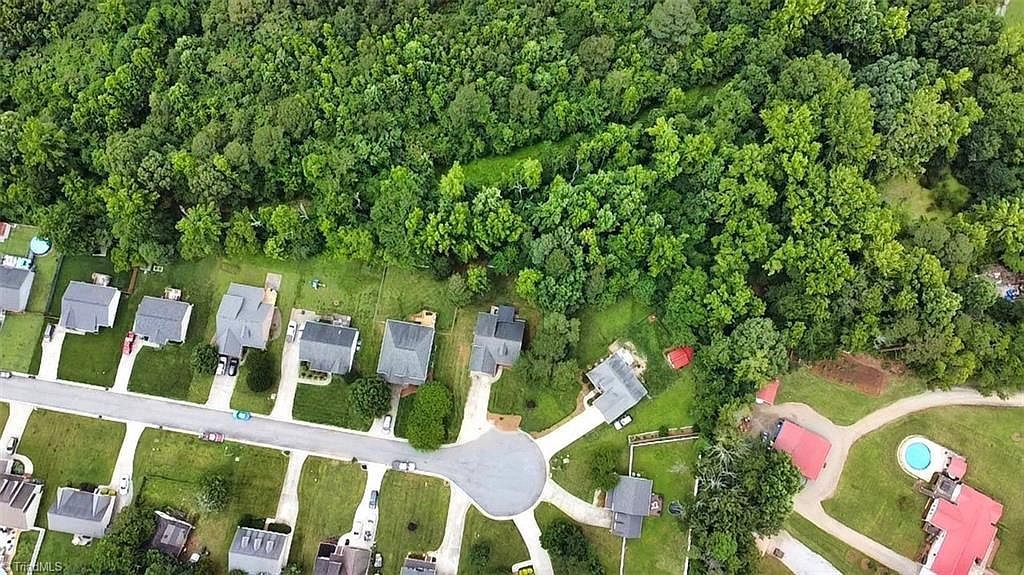 73 Harris Farm Ct Thomasville, NC 27360 - Thumbnail 5