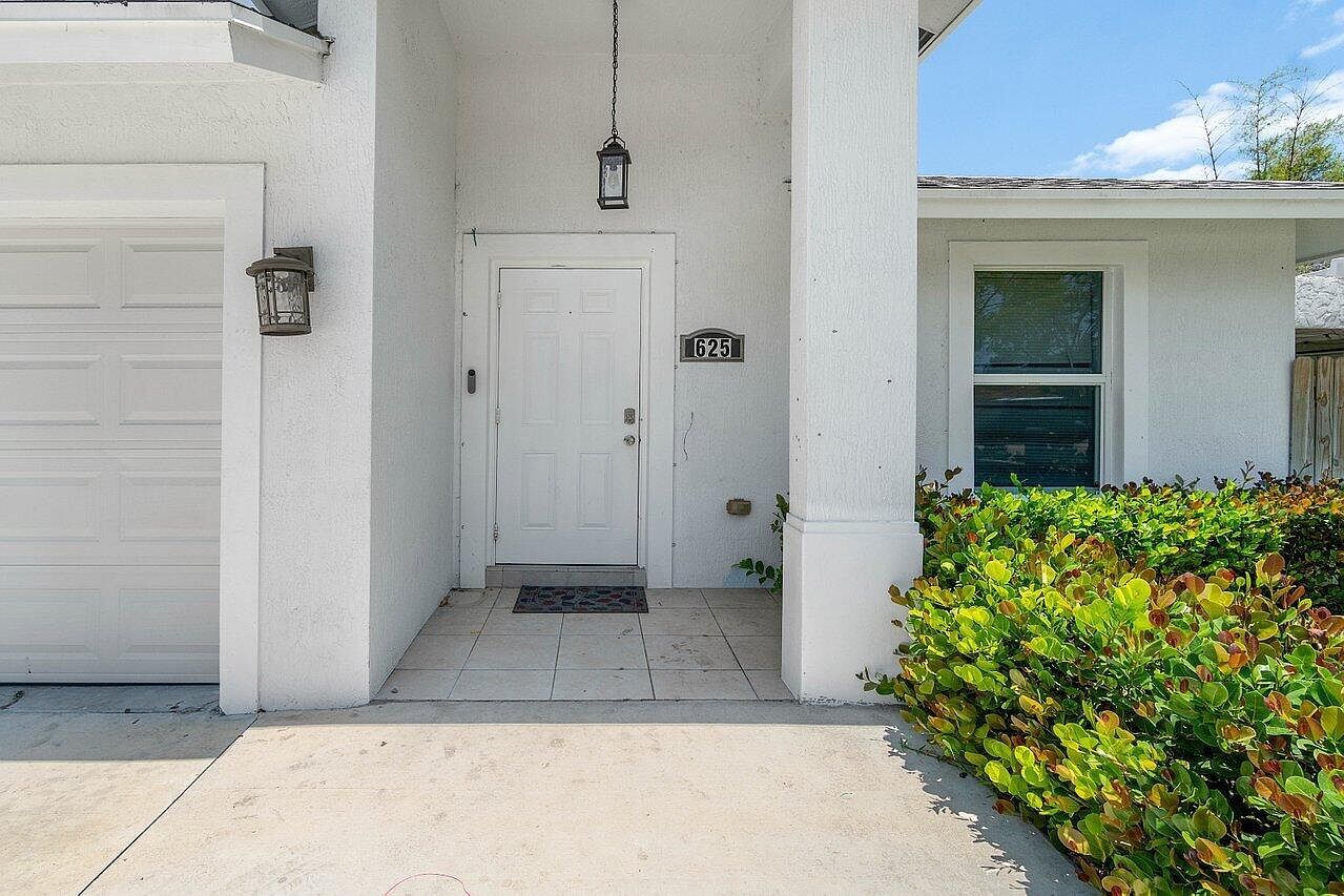 625 Forest Hill Blvd West Palm Beach, FL 33405 - Thumbnail 5