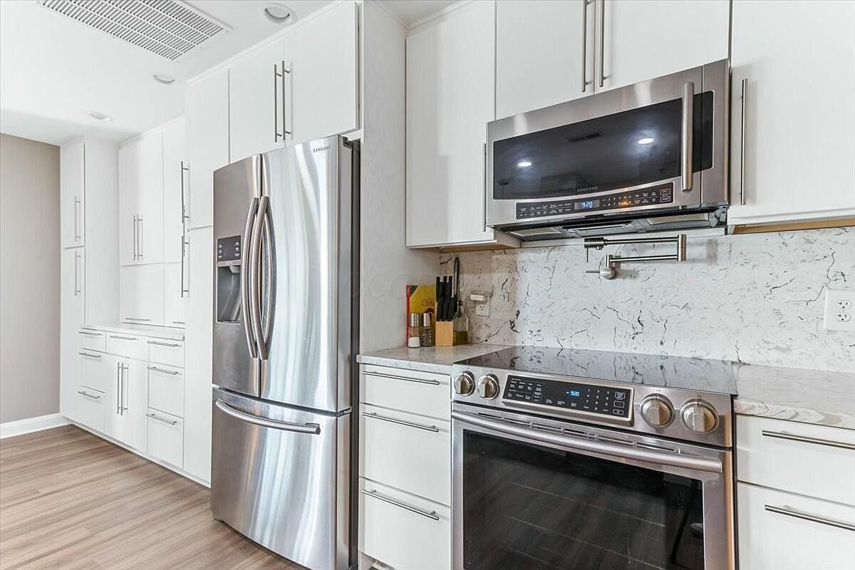 196 S Grant Ave APT 307 Columbus, OH 43215 - Thumbnail 5