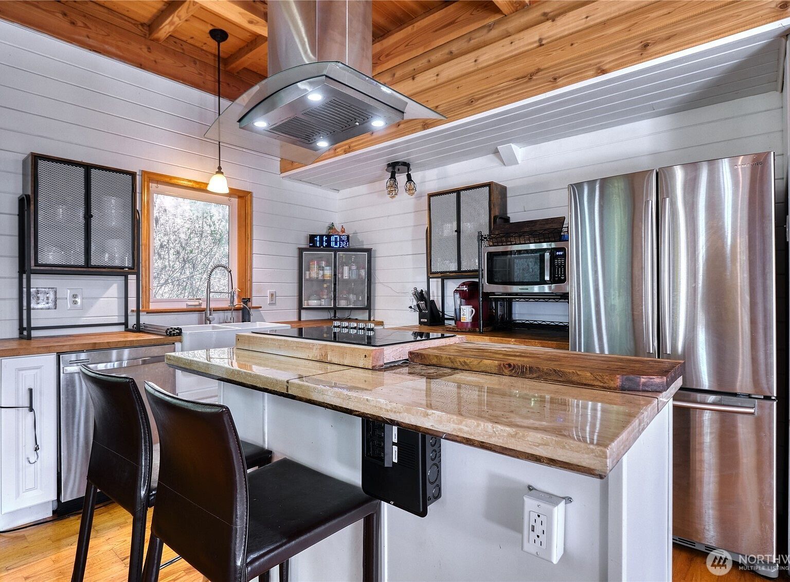 731 Claire Ln Point Roberts, WA 98281 - Thumbnail 5