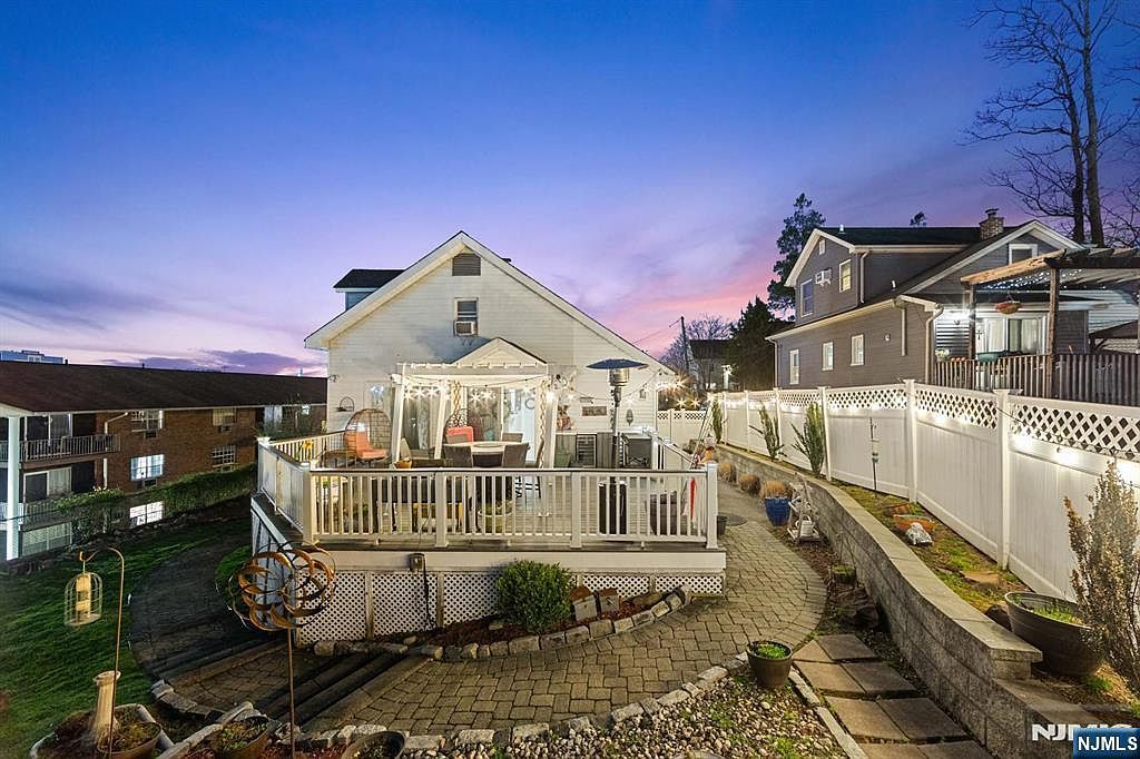 70 Overlook Ave Ridgefield Park, NJ 07660 - Thumbnail 5
