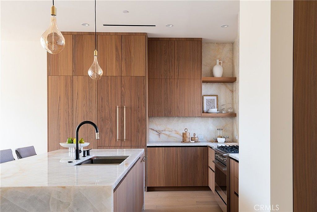 2221 W Starview Ln Los Angeles, CA 90026 - Thumbnail 5