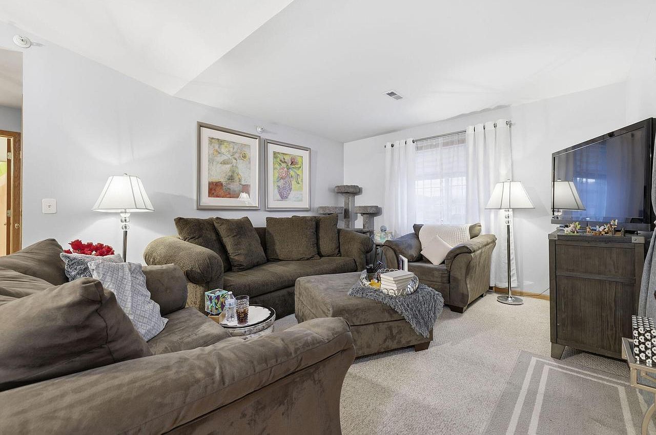 2825 11th Pl Unit 706 Kenosha, WI 53140 - Thumbnail 5