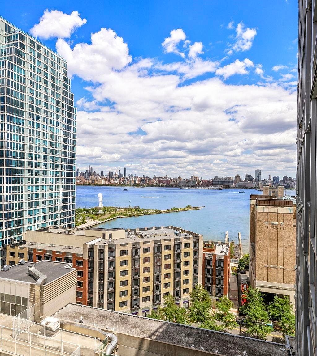 20 Newport Pkwy APT 1812 Jersey City, NJ 07310 - Thumbnail 5