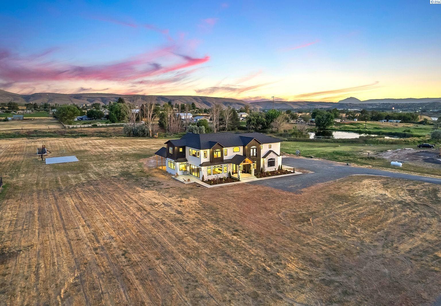 160 Serenity Ln Yakima, WA 98901 - Thumbnail 5