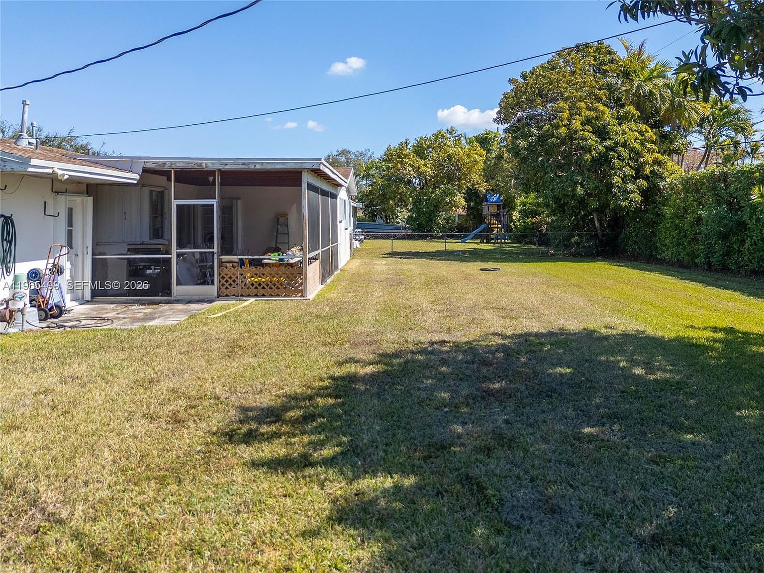 8970 SW 82nd St Miami, FL 33173 - Thumbnail 5