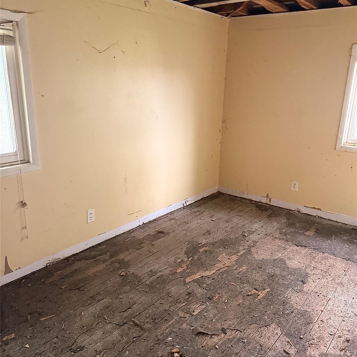 30035 Seven Mile Rd Livonia, MI 48152 - Thumbnail 5