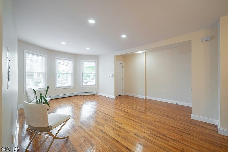 162 Glenwood Ave APT 3 Jersey City, NJ 07306 - Thumbnail 5