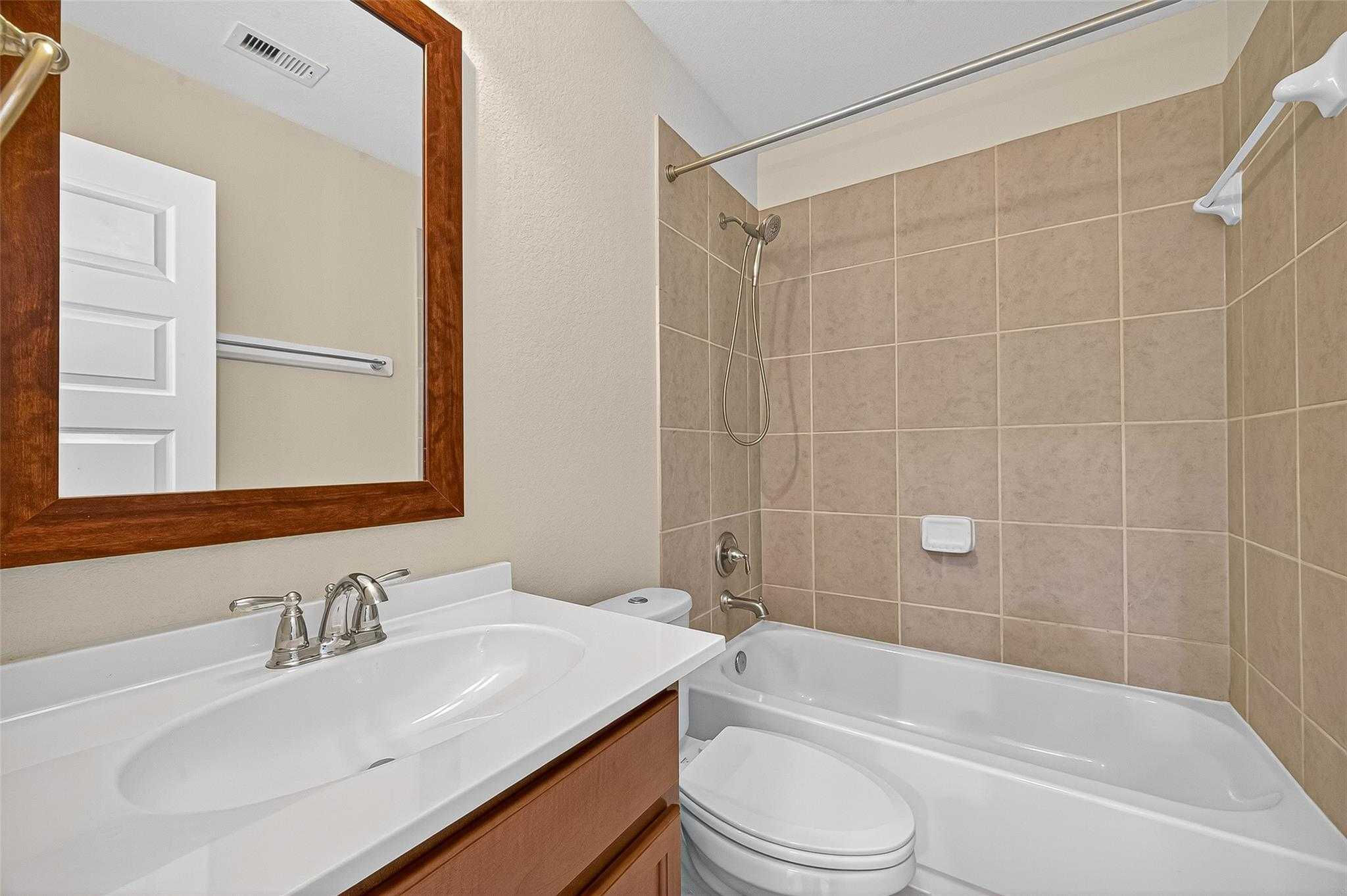 17506 Waeback Drive, Richmond, TX, USA, 77407 - Thumbnail 5