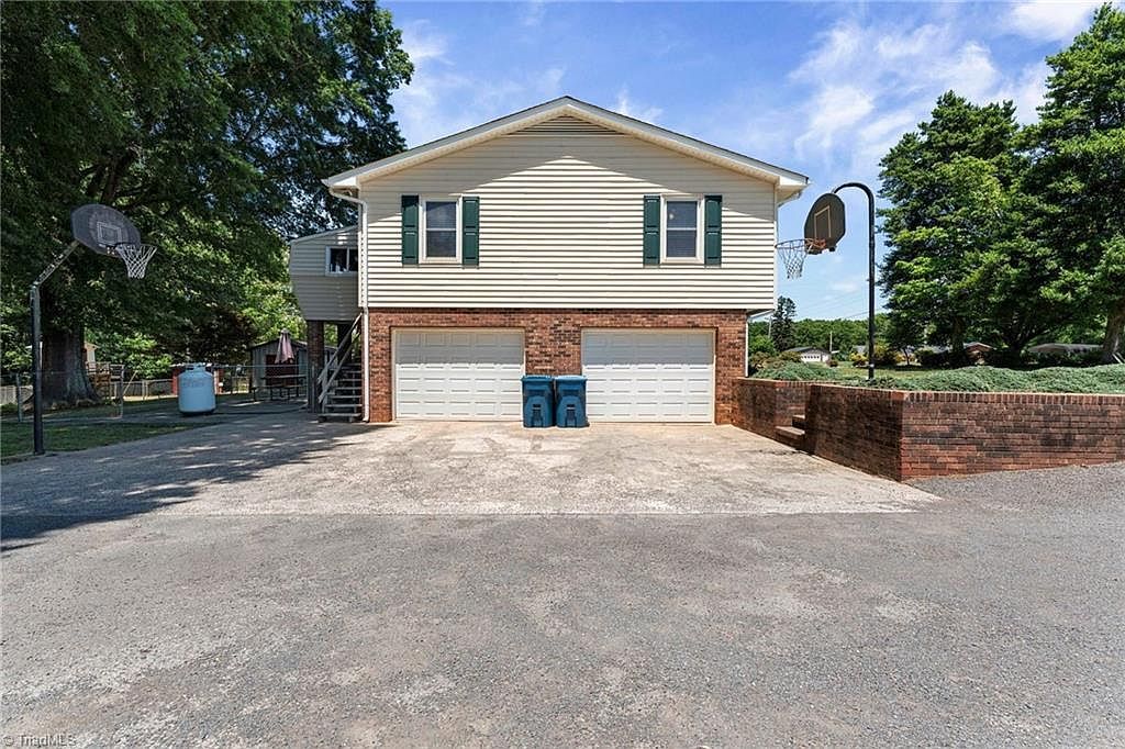 661 Liberty Church Rd Mocksville, NC 27028 - Thumbnail 5