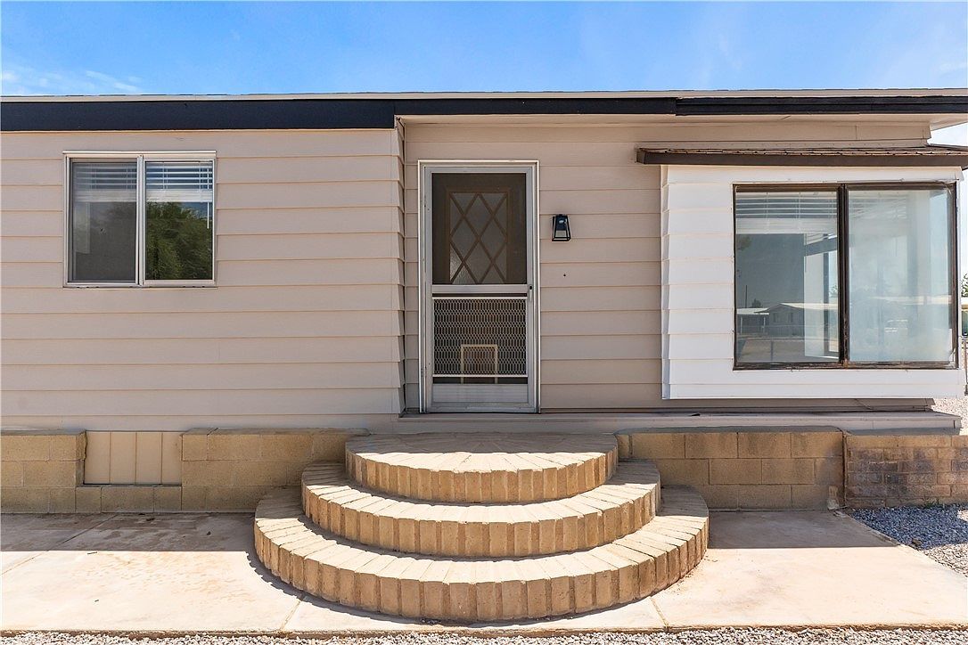 8286 S Green Valley Rd Mohave Valley, AZ 86440 - Thumbnail 5