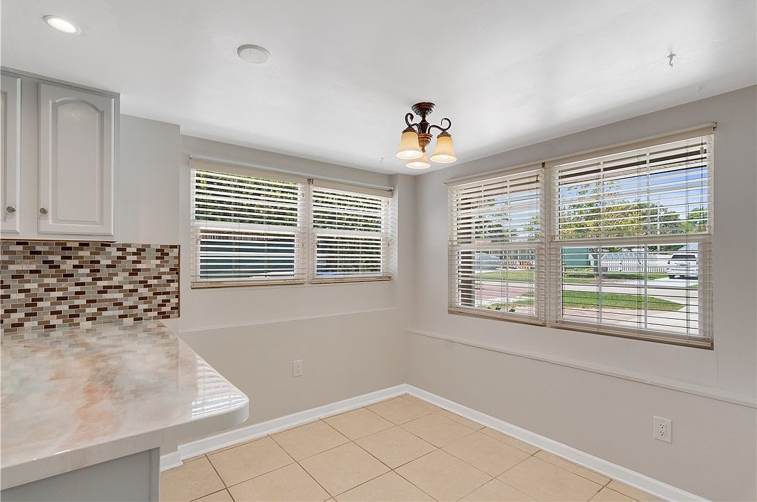 1440 4th Ct Vero Beach, FL 32960 - Thumbnail 5