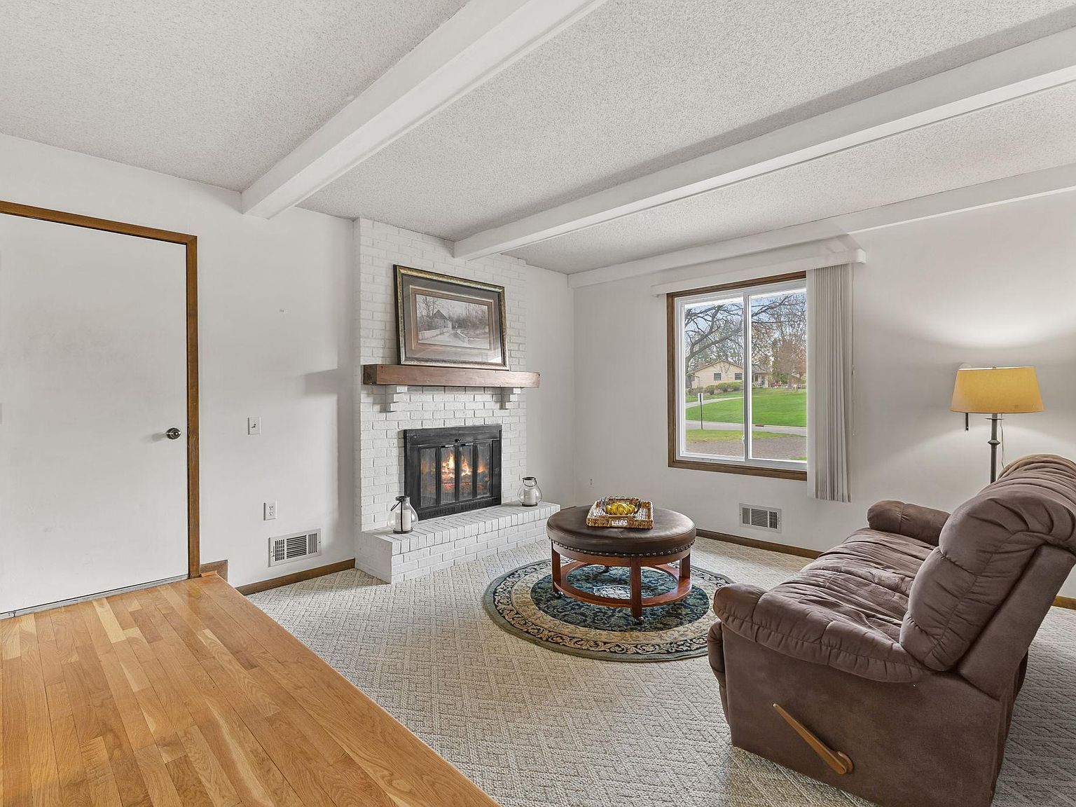 2755 Olive Ln N Plymouth, MN 55447 - Thumbnail 5