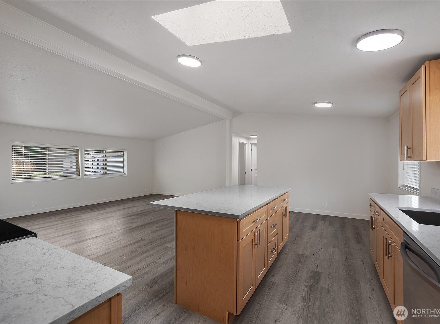 10324 Delphi Rd SW Trailer 1 Olympia, WA 98512 - Thumbnail 5