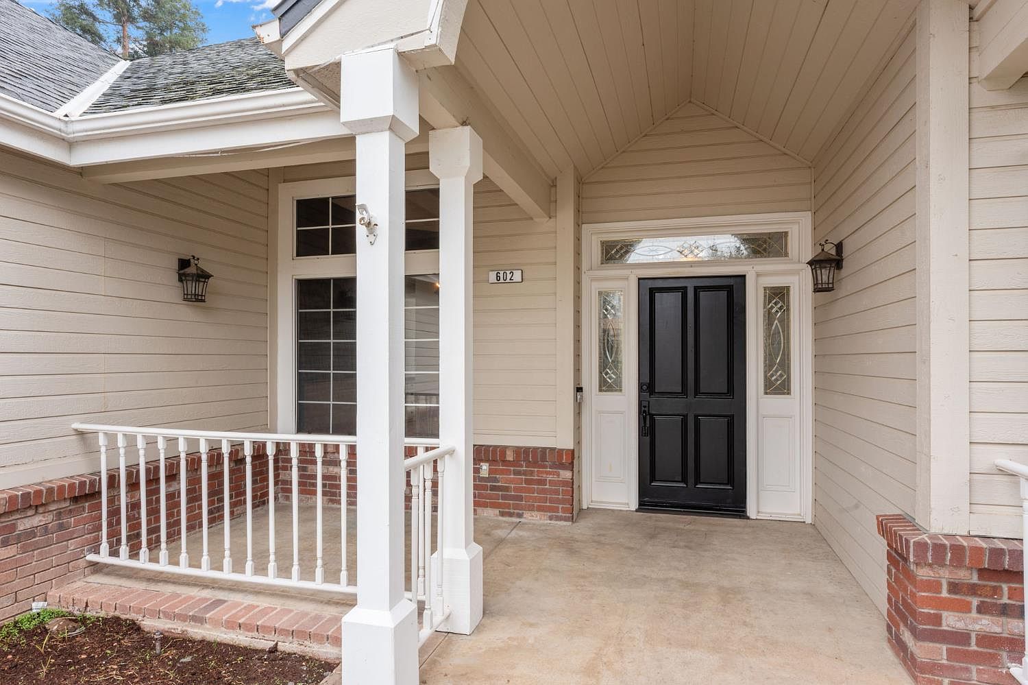 602 Fallbrook Ave Clovis, CA 93611 - Thumbnail 5