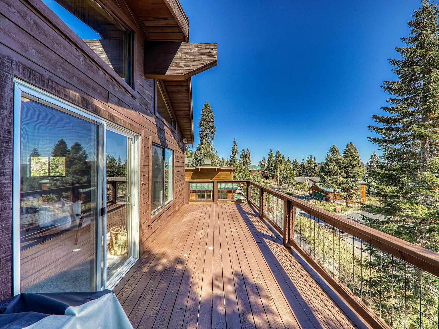 11566 Rhineland Ave Truckee, CA 96161 - Thumbnail 5