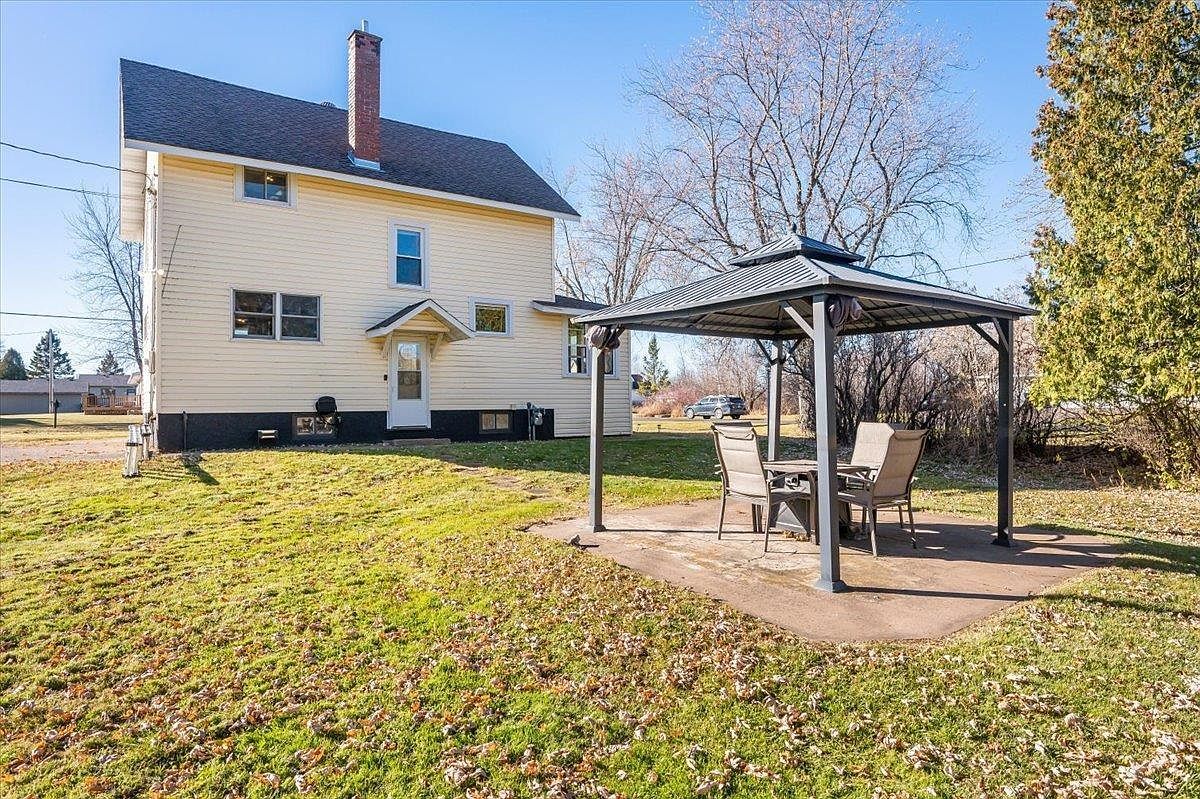 1222 22nd Ave E Superior, WI 54880 - Thumbnail 5