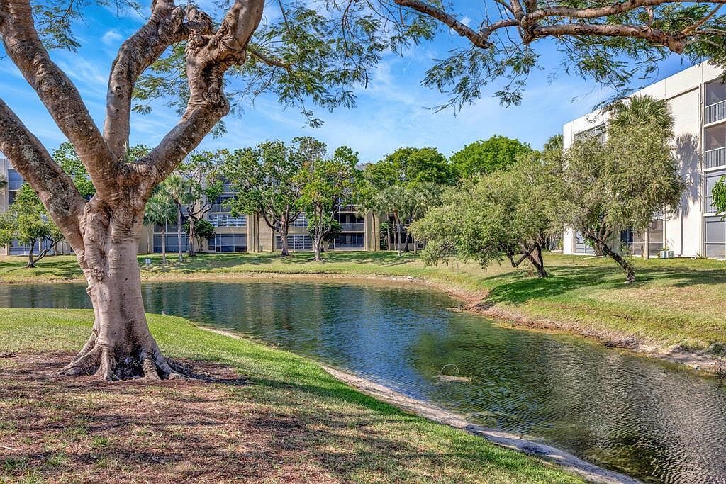 3301 NW 47th Ter APT 403 Lauderdale Lakes, FL 33319 - Thumbnail 5
