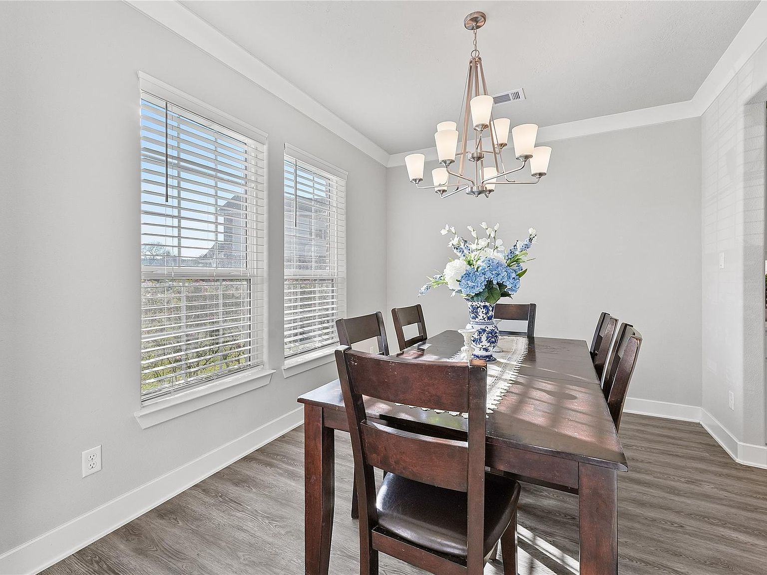 1700 Twin Oaks Cir Brenham, TX 77833 - Thumbnail 5