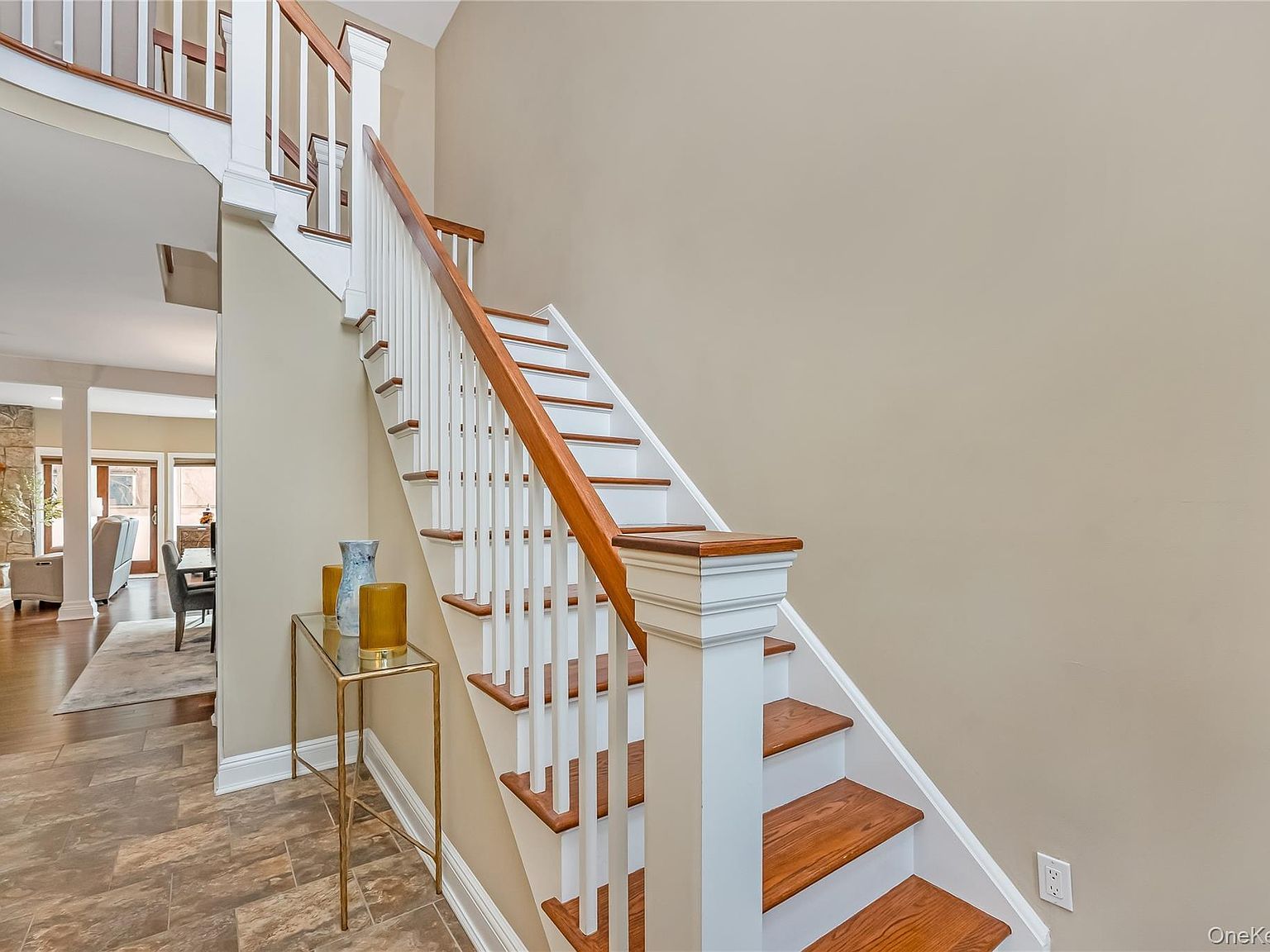 120 Neptune Pl Massapequa, NY 11758 - Thumbnail 5