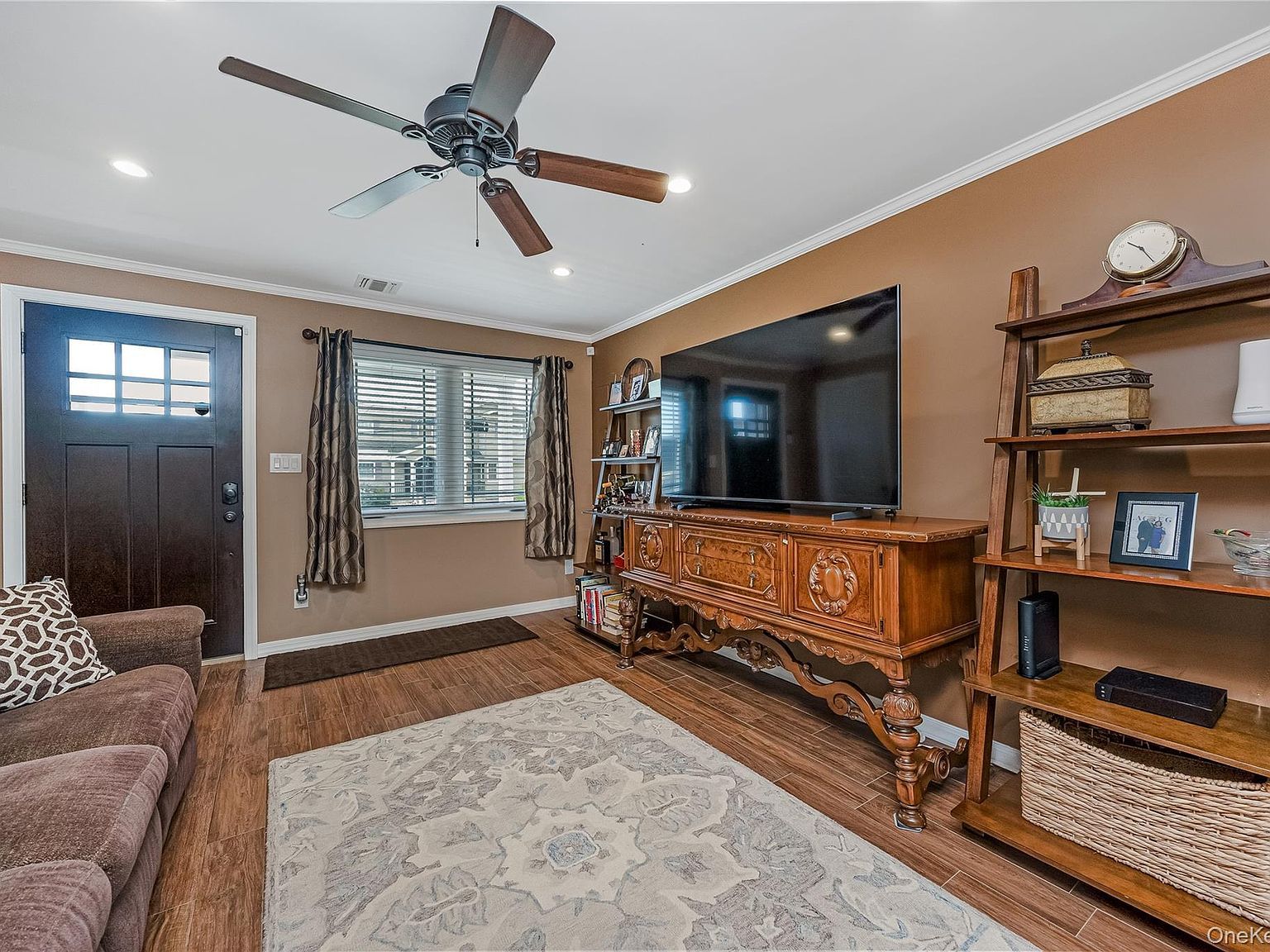 25 Cape Rd Amityville, NY 11701 - Thumbnail 5