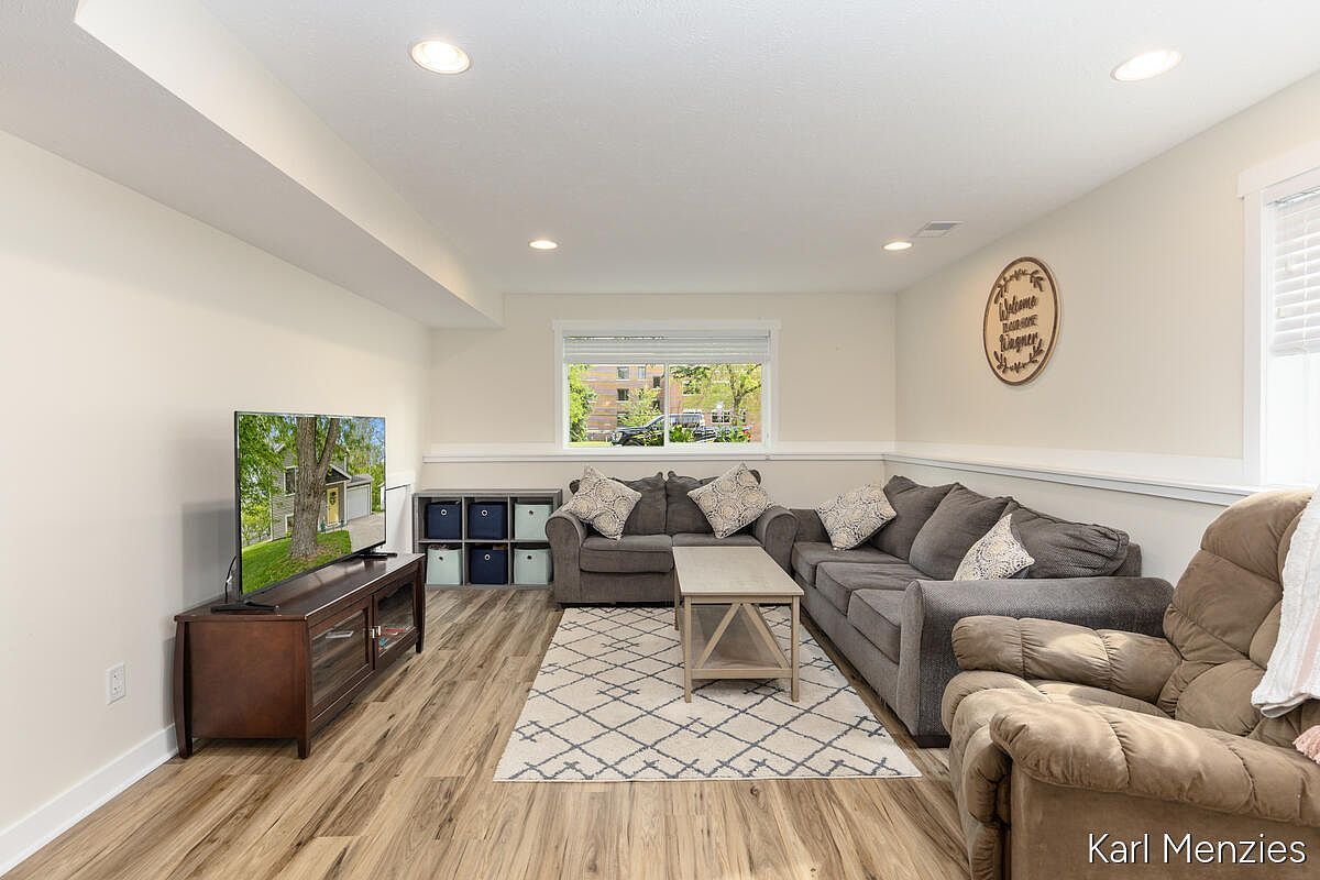 1231 Bradford St NE Grand Rapids, MI 49503 - Thumbnail 5